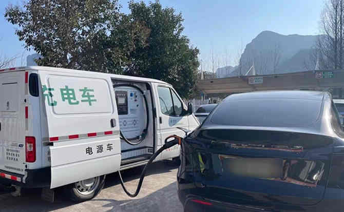 嵩明汽车搭电